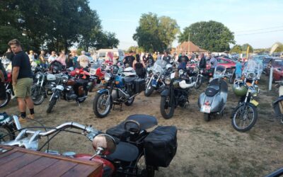 Cars, Coffee & More Kasterlee ten grave gedragen.